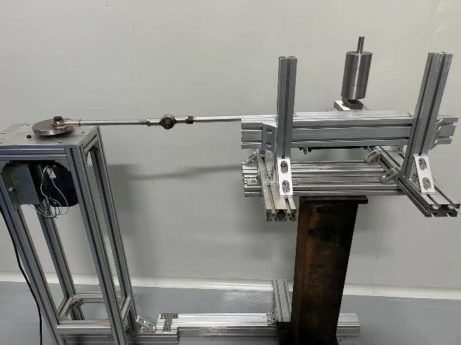 Hantai Nylon Sleeve Sample During ISO 6945 Abrasion Test (2)